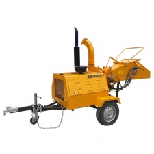 DH-40 DIESEL MOTOR WOOD CHIPPER